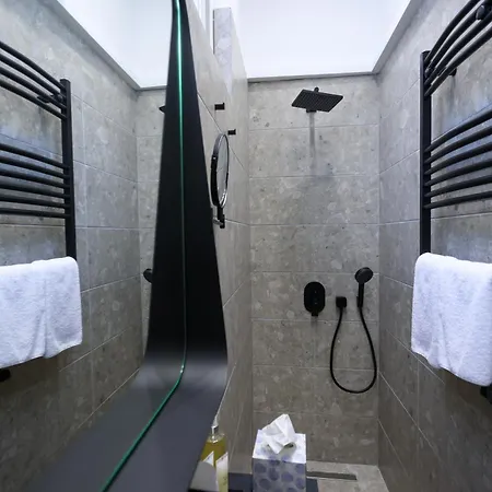 Hotel Cloud 5 Blloku Tirana