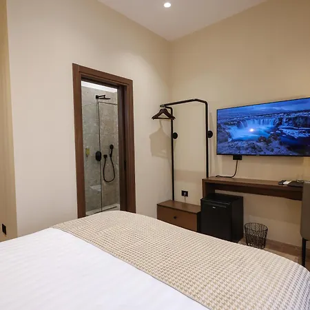 Hotel Cloud 5 Blloku 4*