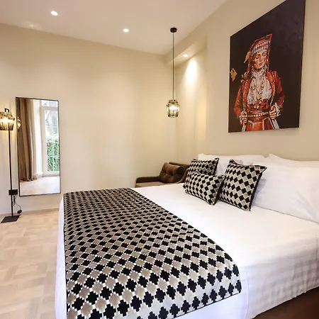 Cloud 5 Blloku Tirana